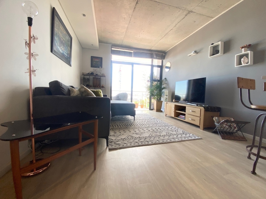 1 Bedroom Property for Sale in Woodstock Western Cape
